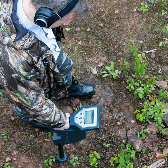 Ground Scanner Rover C4 performing scan